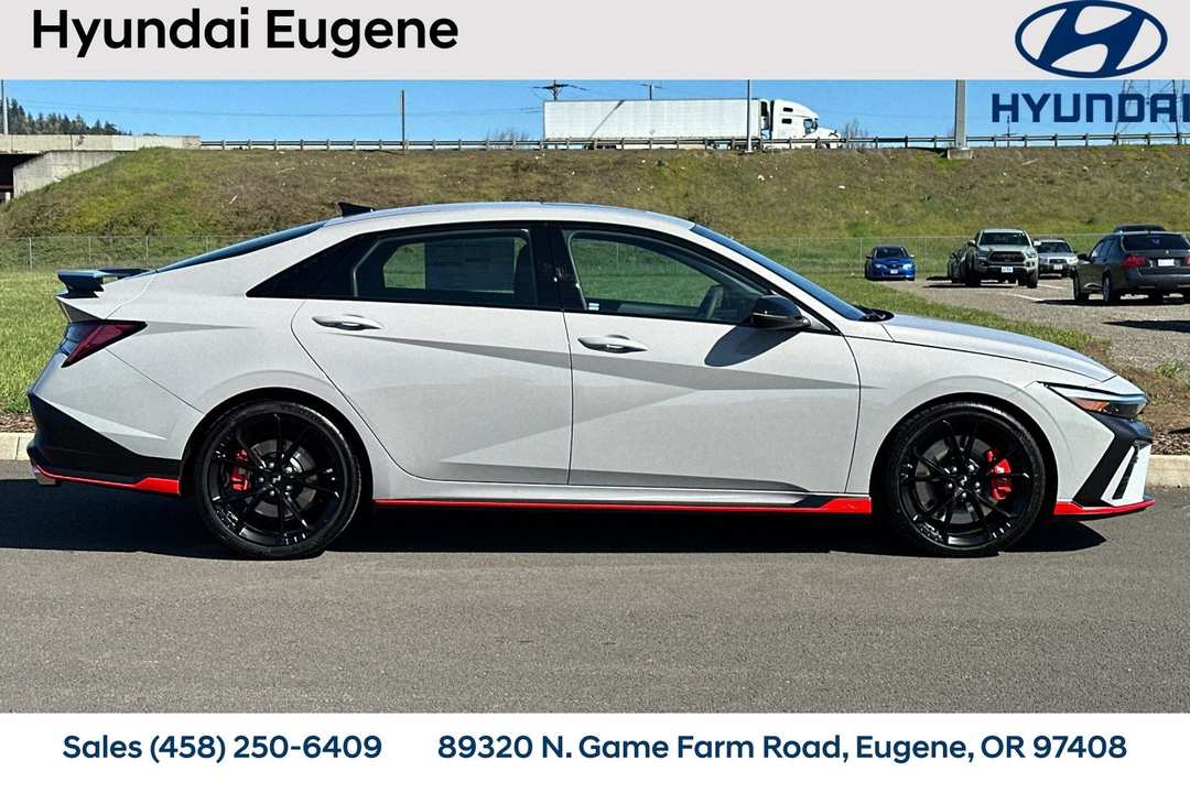 2026 Hyundai Elantra N Base - Image 3
