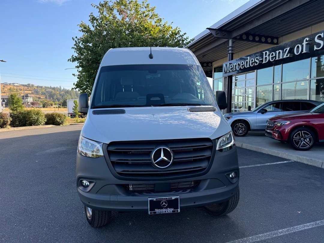 2025 Mercedes-Benz Sprinter 2500 Cargo 144 WB - Image 2