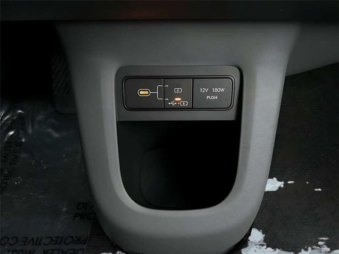 2026 Hyundai Ioniq 5 SEL - Image 20