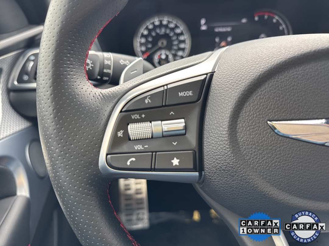 2023 Genesis G70 2.0T - Image 30