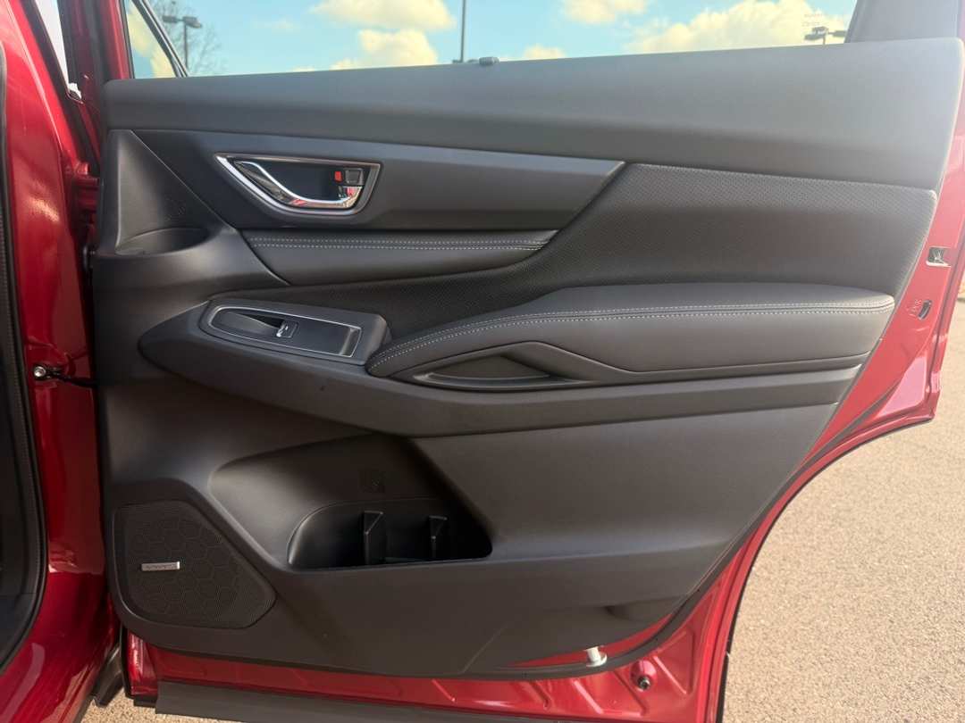 2026 Subaru Ascent Limited - Image 24