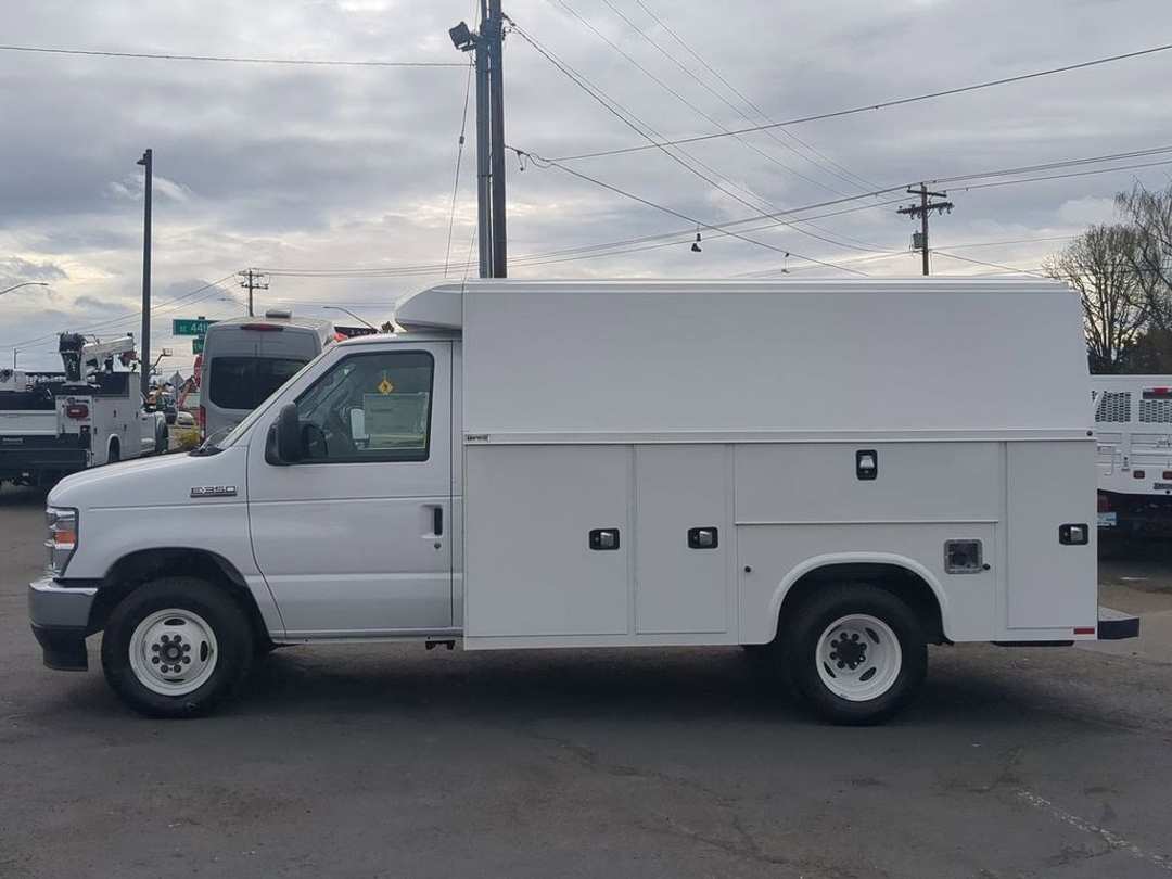 2024 Ford E-350sd Base - Image 2