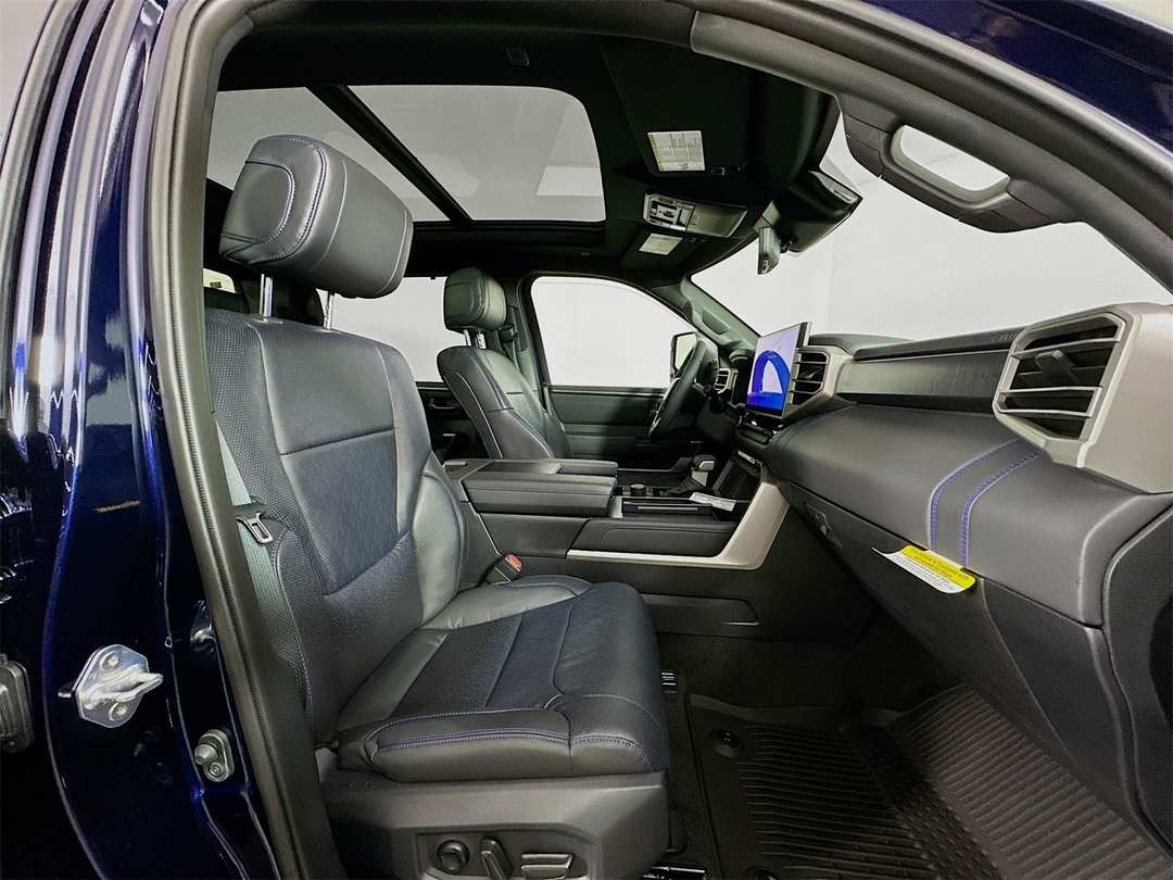 2026 Toyota Tundra Platinum - Image 29