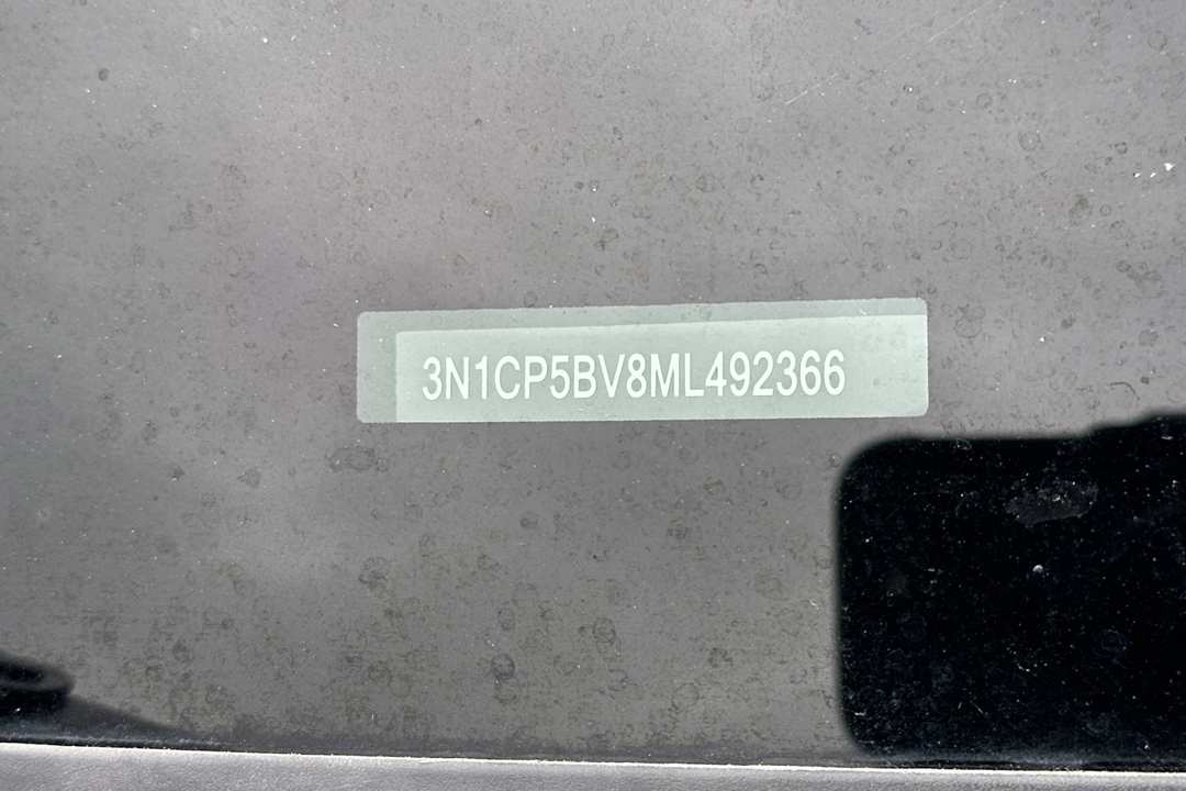 2021 Nissan Kicks S - Image 2