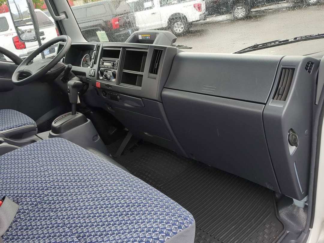 2024 Chevrolet 5500 Hd Lcf Dry Box - Image 20