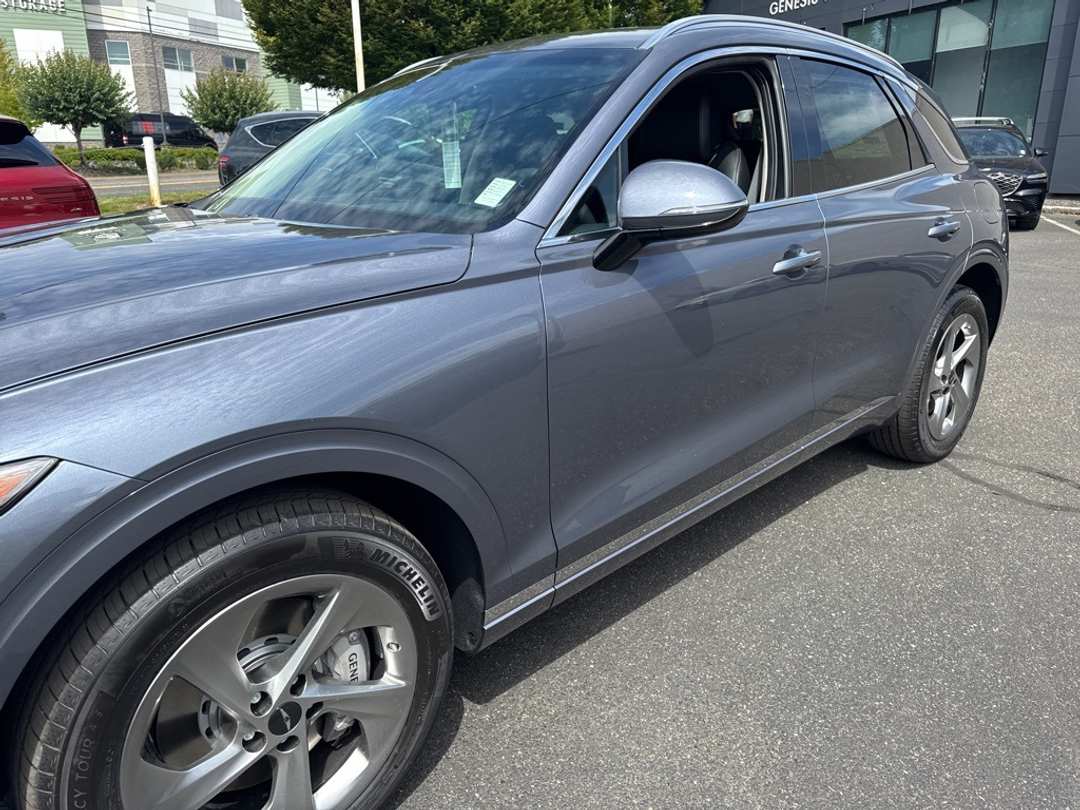 2026 Genesis Gv70 2.5T - Image 11