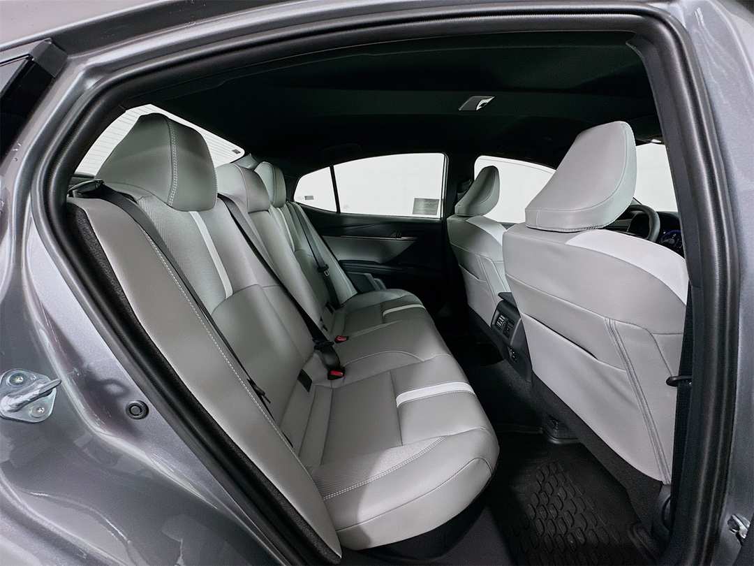 2026 Toyota Camry SE - Image 26