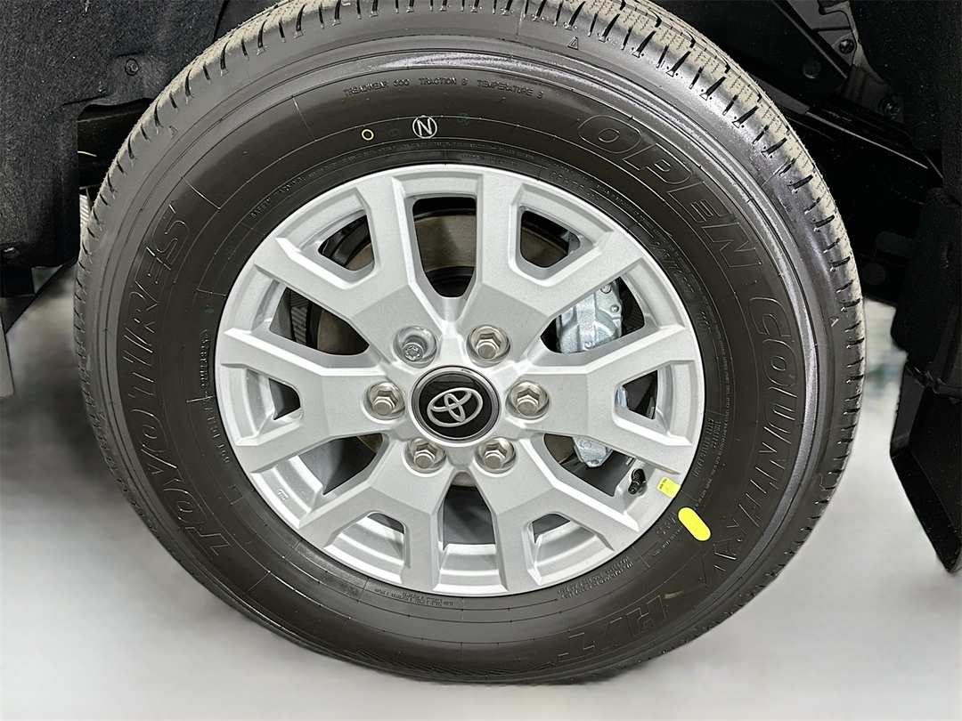 2026 Toyota Tacoma SR5 - Image 30