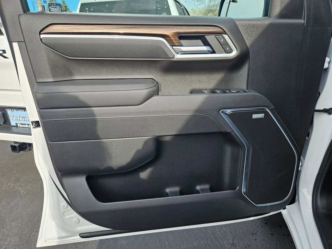 2026 Chevrolet Silverado 1500 RST - Image 10