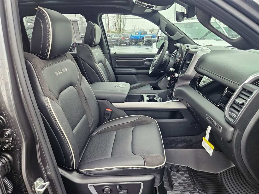 2026 Ram 1500 Laramie - Image 36