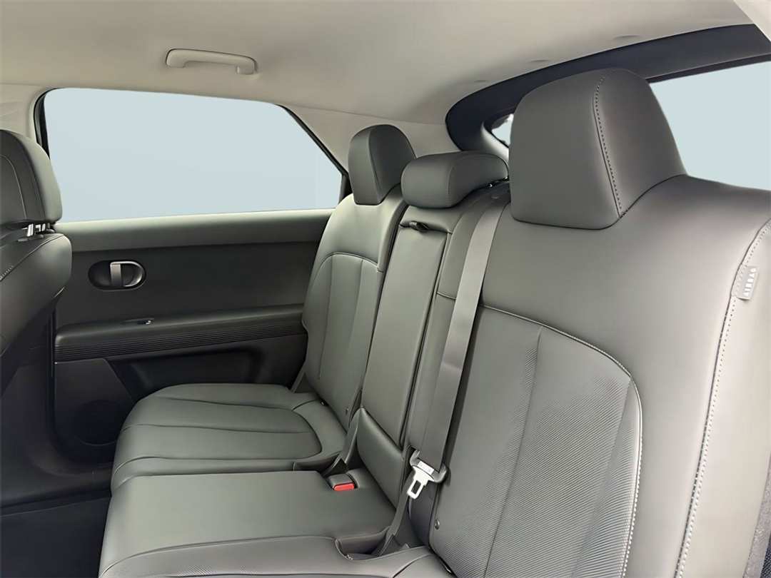 2026 Hyundai Ioniq 5 SEL - Image 30