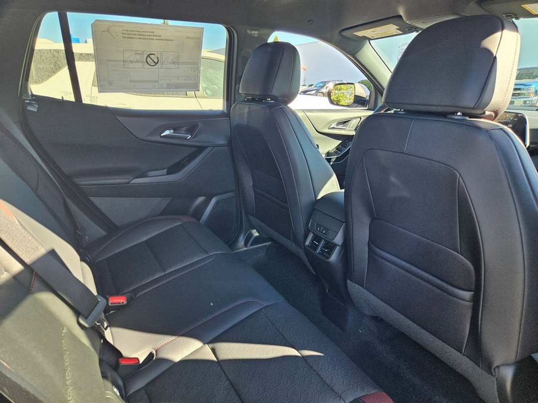 2026 Chevrolet Equinox RS - Image 35