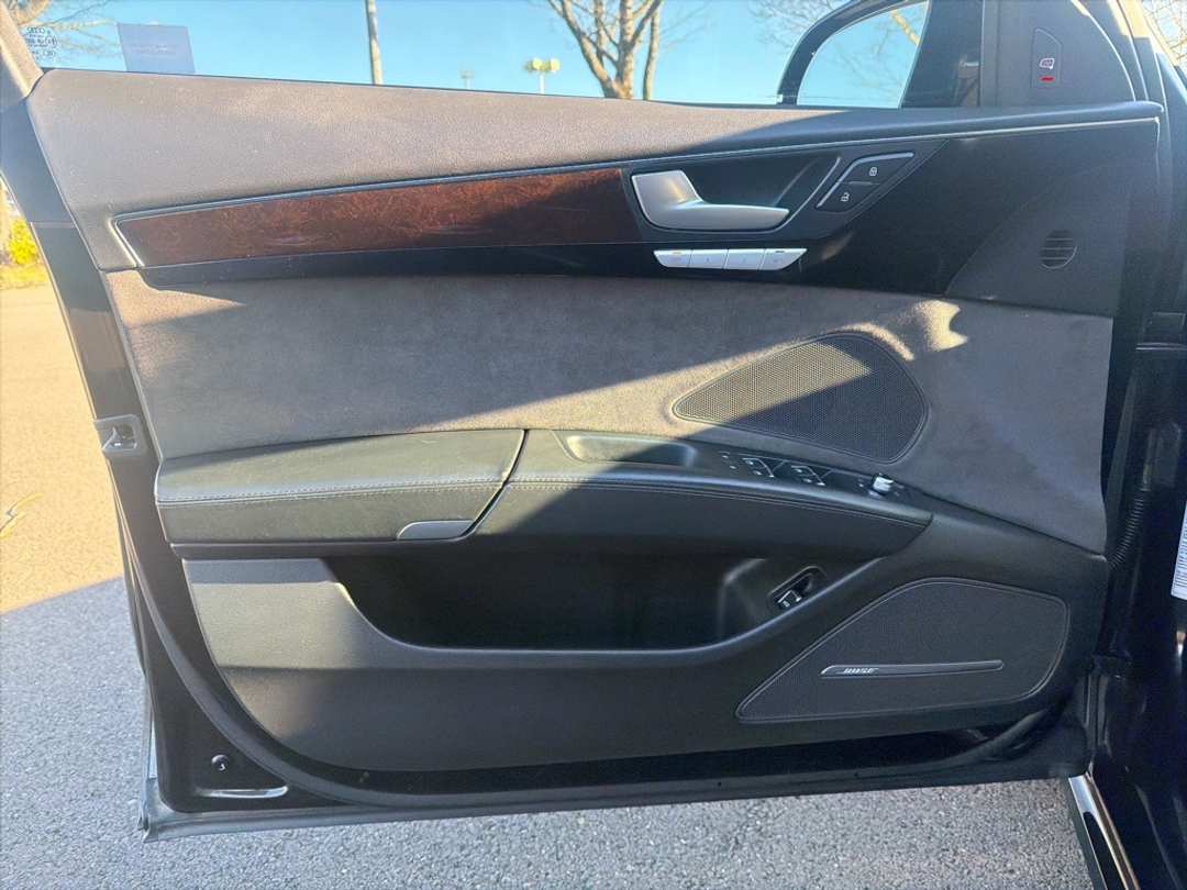 2017 Audi A8 L 3.0T - Image 11