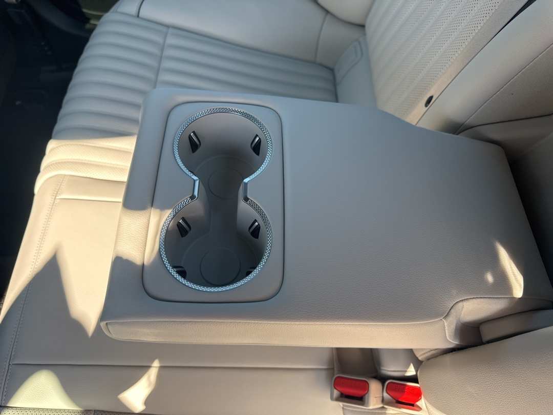 2026 Genesis G70 3.3T Sport Prestige - Image 39