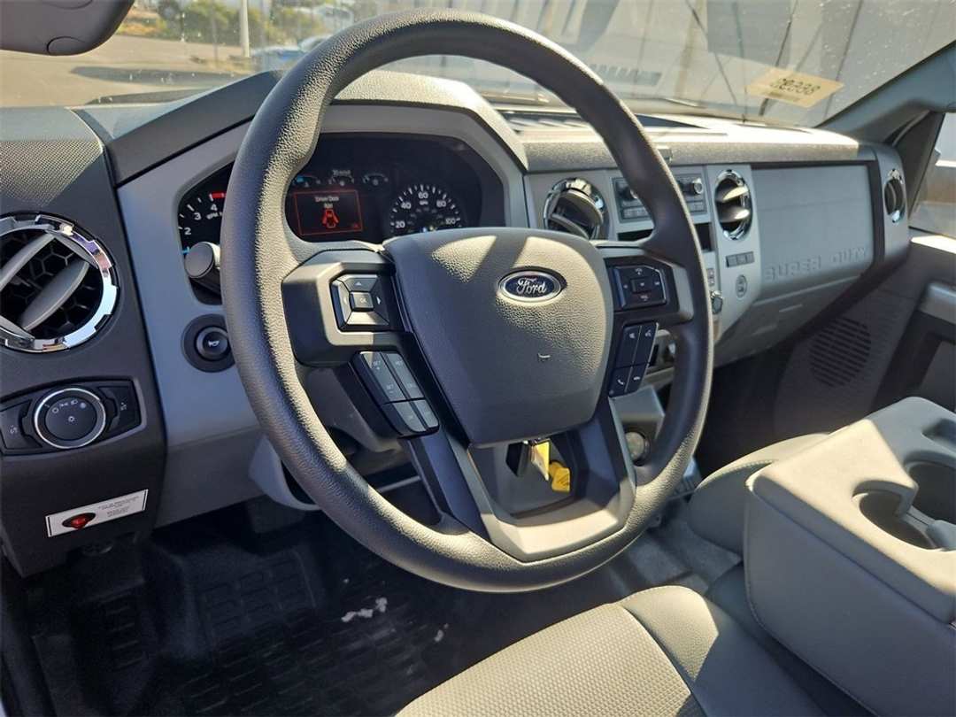 2026 Ford F-750Sd Base - Image 12