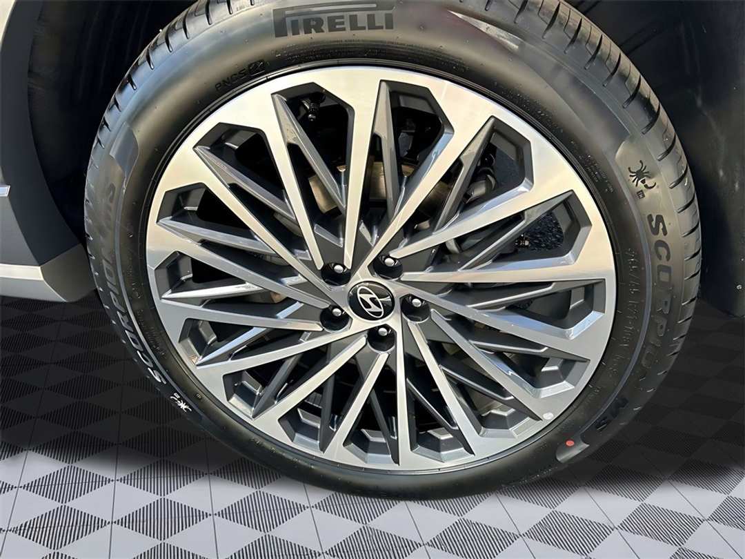 2026 Hyundai Palisade Calligraphy - Image 9