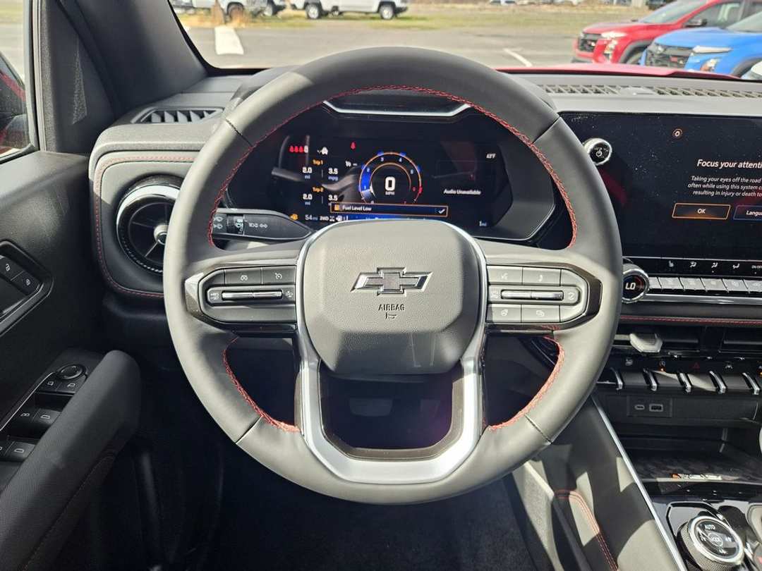 2026 Chevrolet Colorado Z71 - Image 15