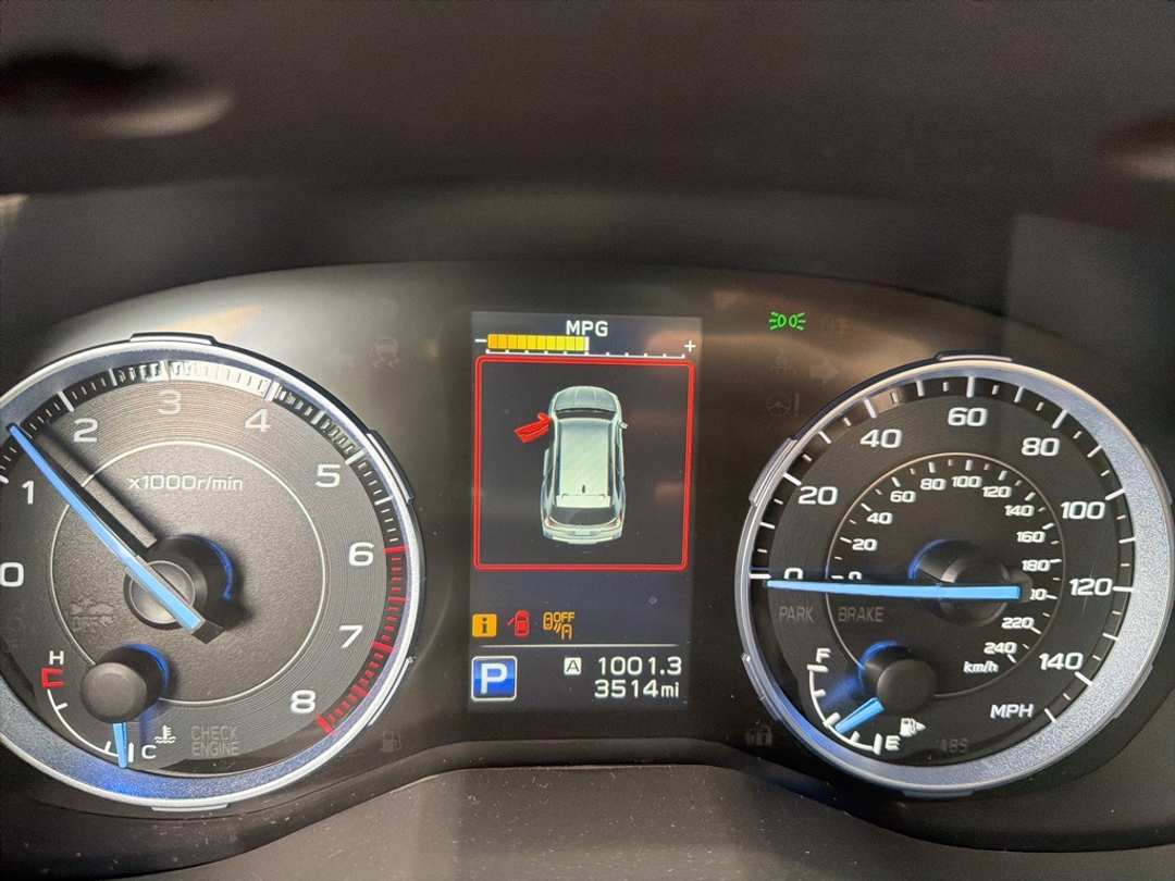 2022 Subaru Ascent Touring - Image 11