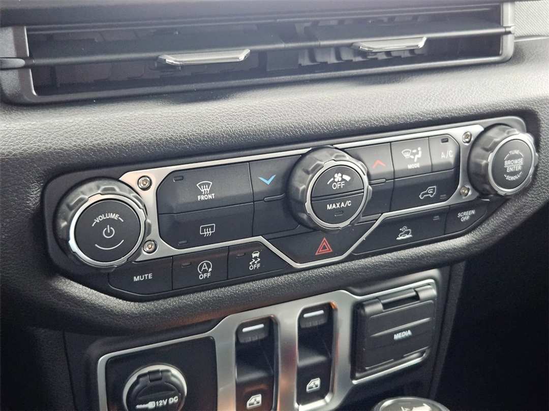 2026 Jeep Wrangler Sport - Image 23