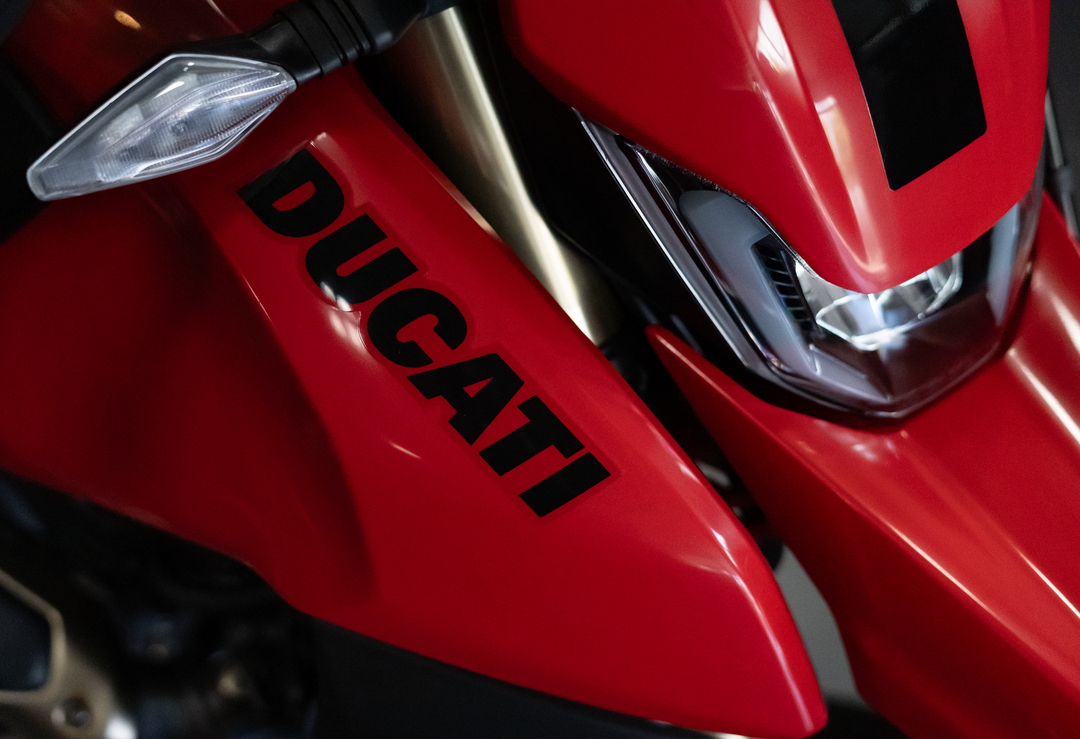 2025 Ducati Hypermotard 698 Mono - Image 3
