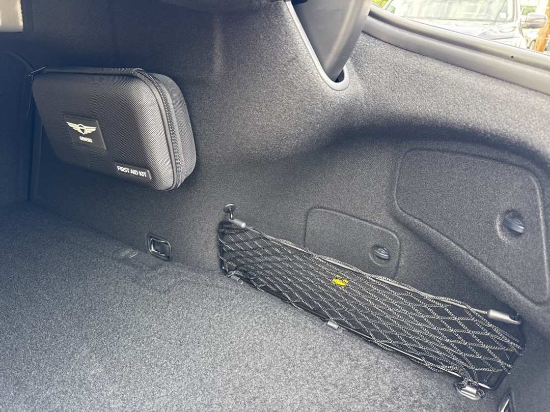 2026 Genesis G70 2.5T - Image 13