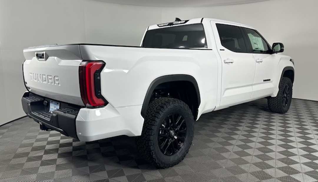 Toyota Tundra - Image 3