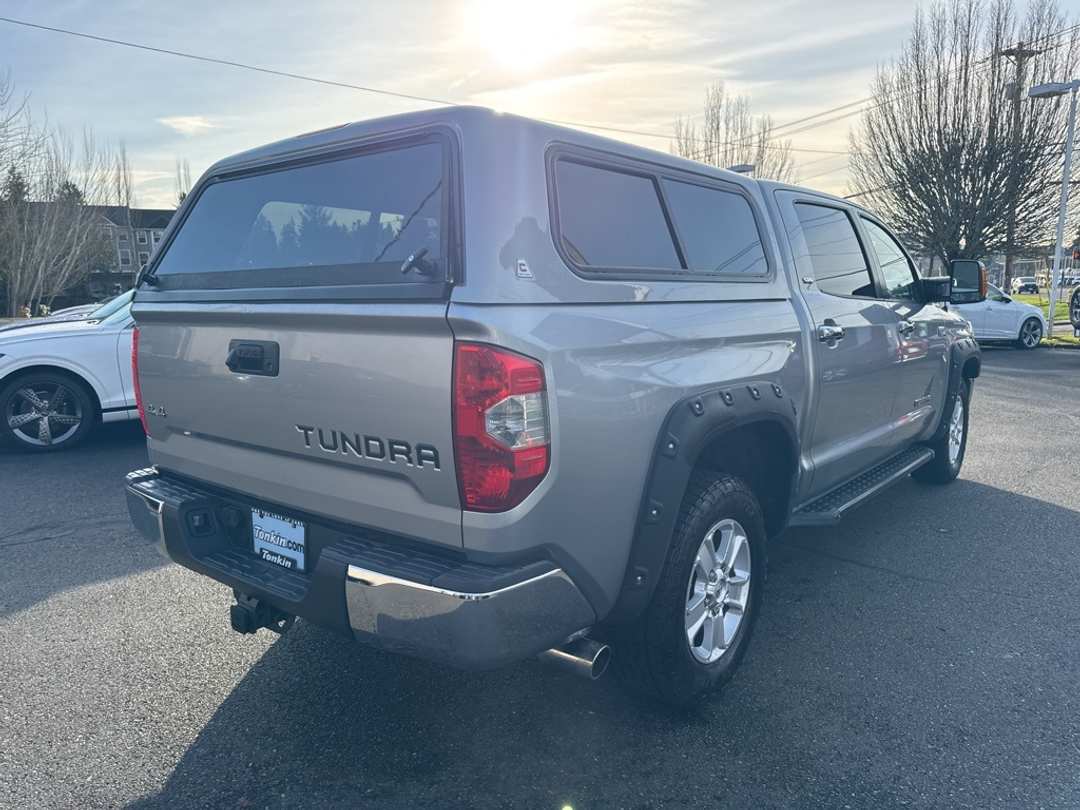 2014 Toyota Tundra SR5 - Image 7