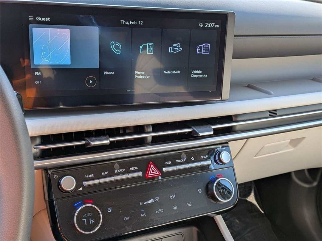 2025 Hyundai Tucson SEL - Image 19