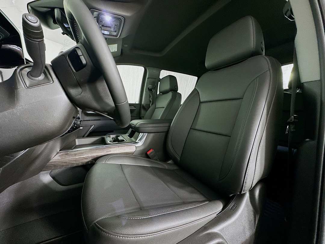 2025 Chevrolet Silverado 2500Hd LTZ - Image 23