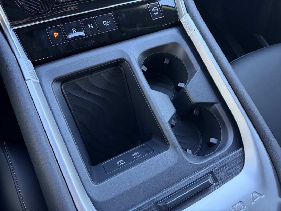 2026 Nissan Armada SV - Image 27