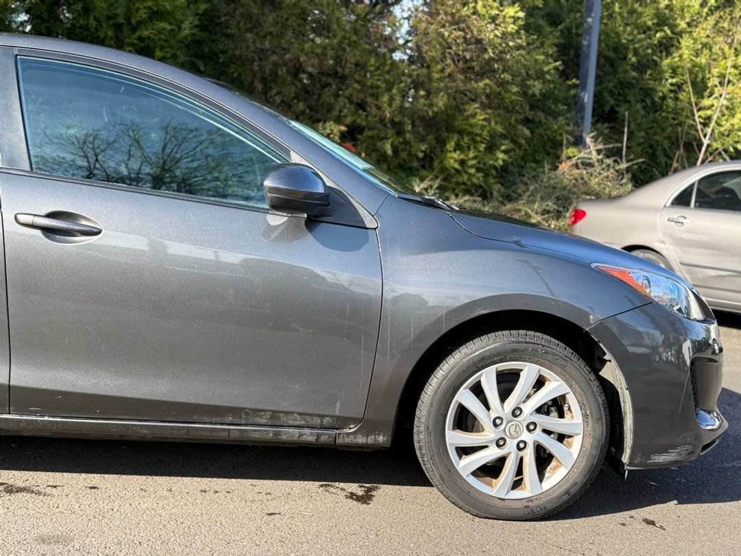 2012 MAZDA Mazda3 i Touring - Image 16