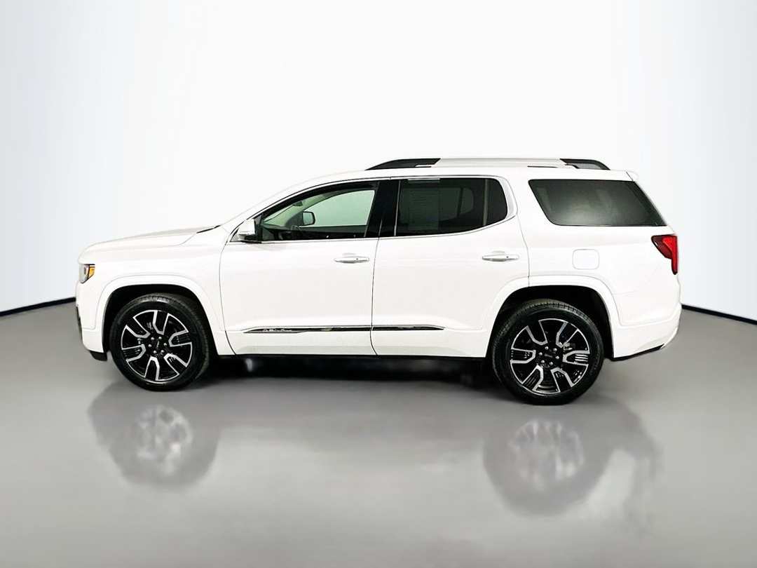 2021 GMC Acadia Denali - Image 5