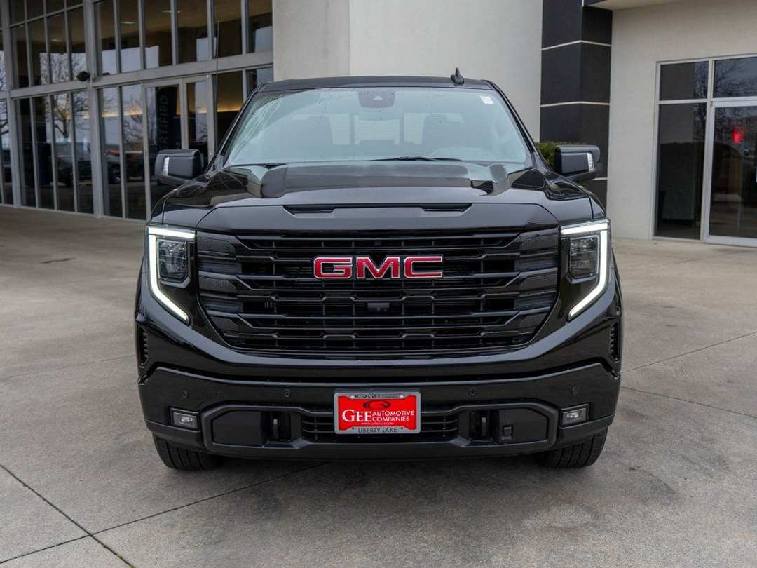2026 GMC Sierra 1500 Elevation - Image 2