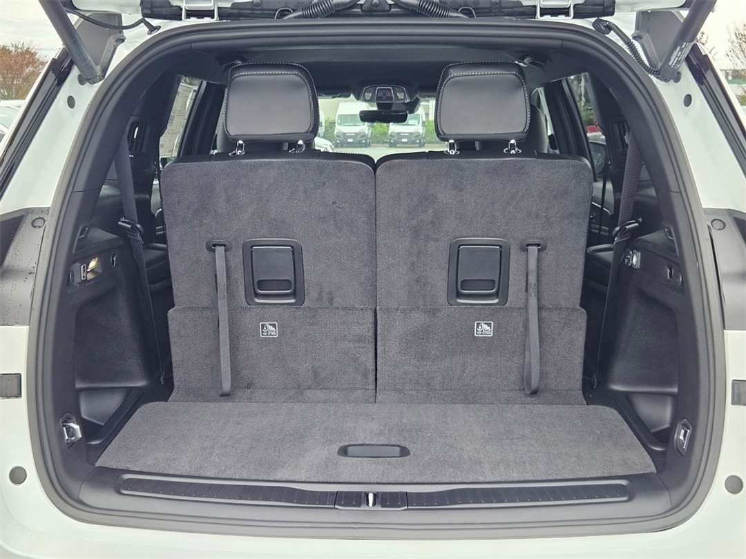 2025 Jeep Grand Cherokee L Limited - Image 31