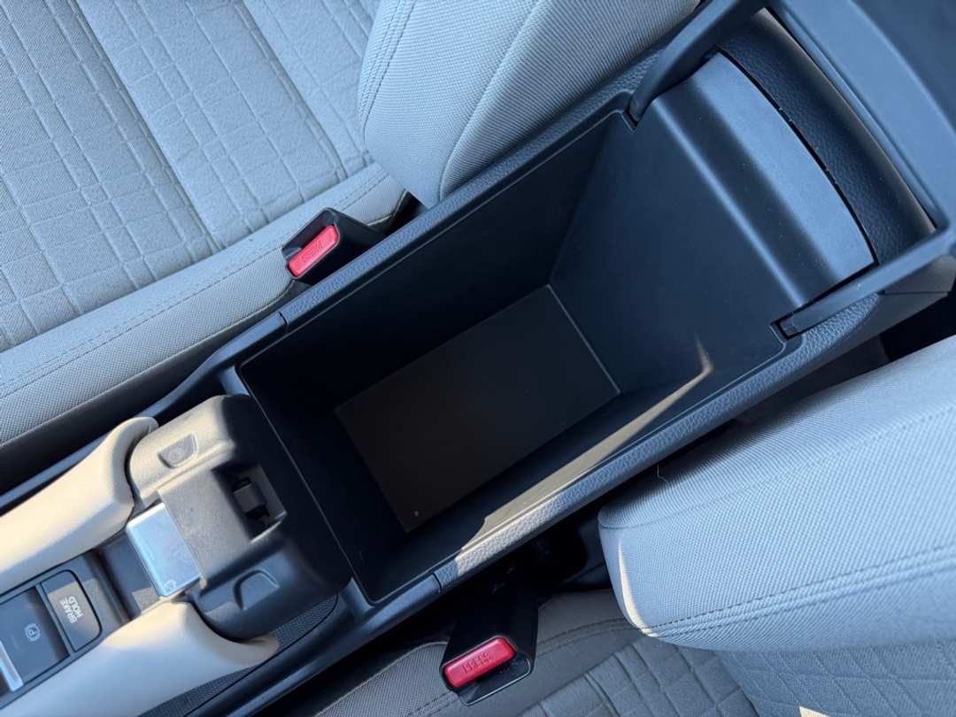 2025 Honda HR-V LX - Image 28