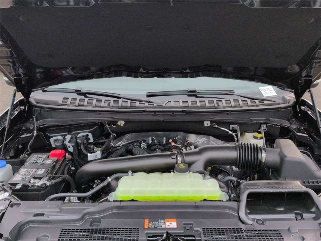 2026 Ford Expedition Platinum - Image 34