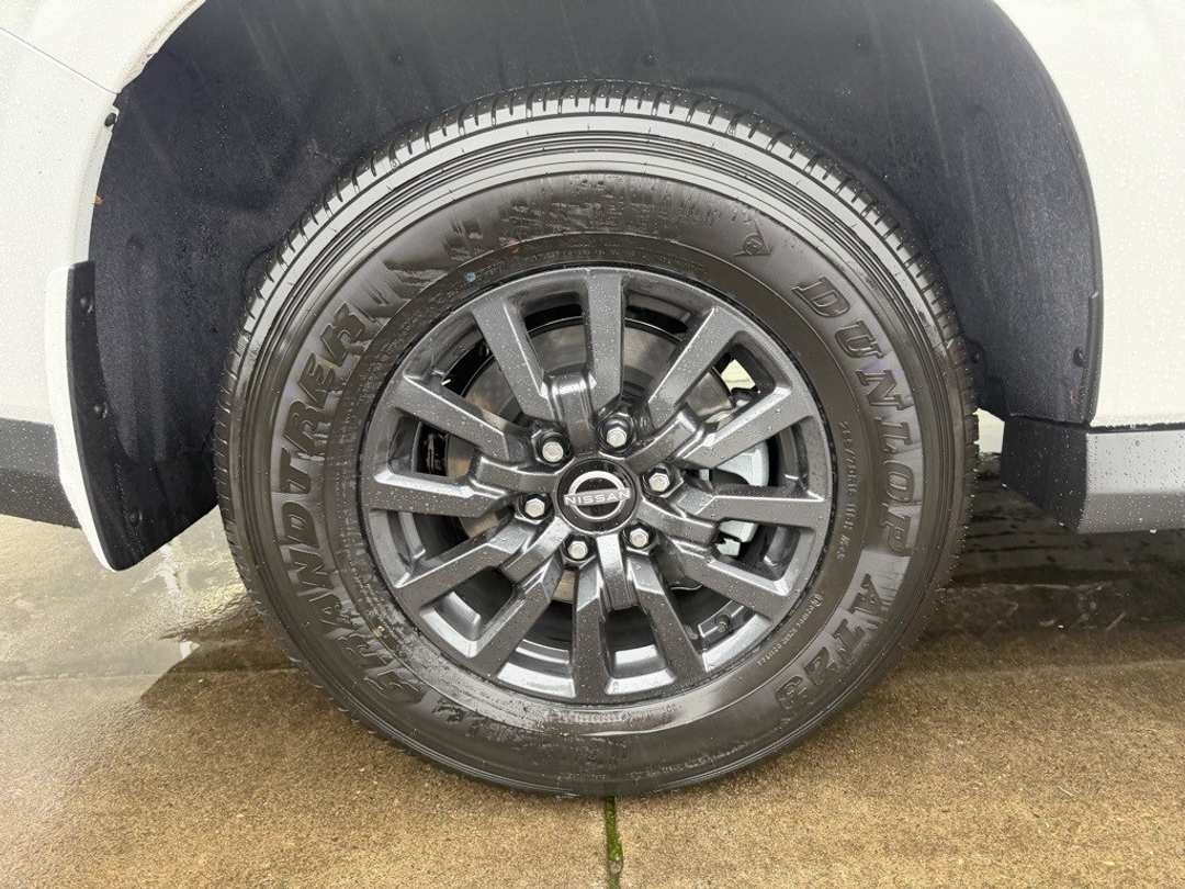 2026 Nissan Armada SV - Image 9