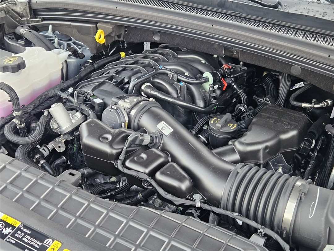 2025 Jeep Grand Cherokee L Limited - Image 41