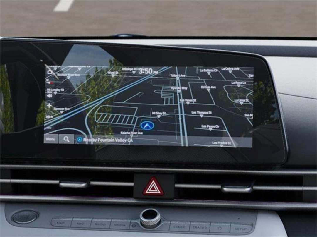 2026 Hyundai Elantra Limited - Image 13