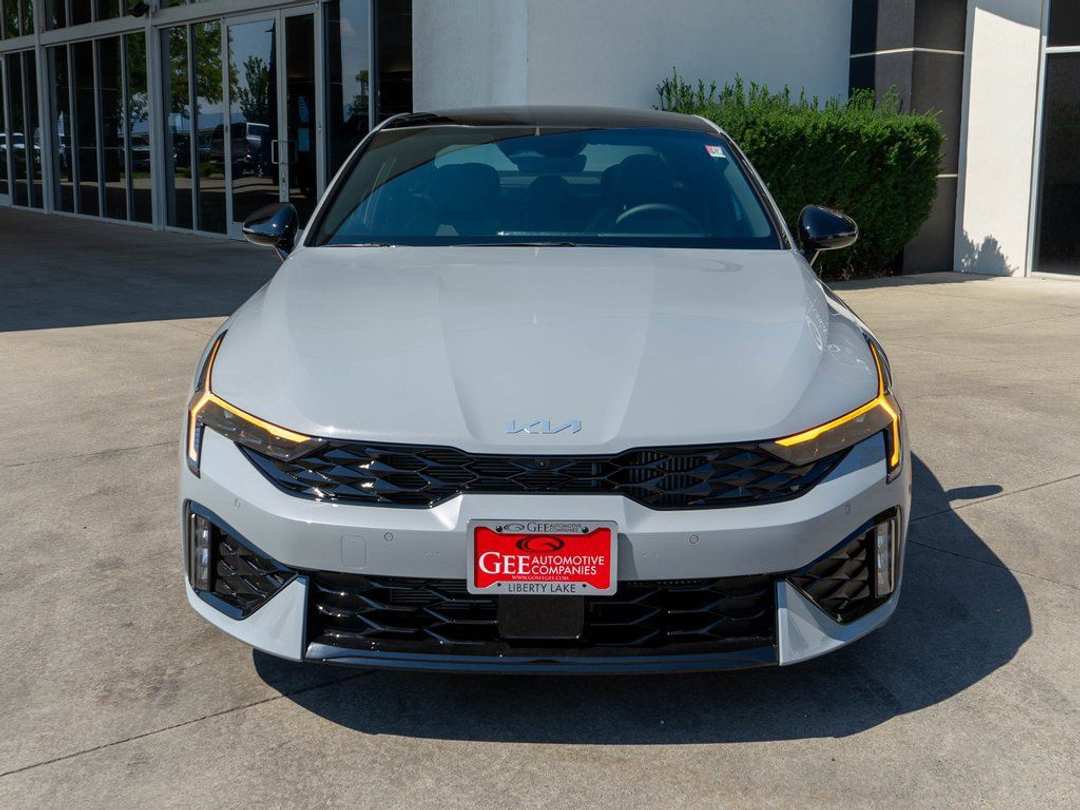 2026 Kia K5 GT - Image 2