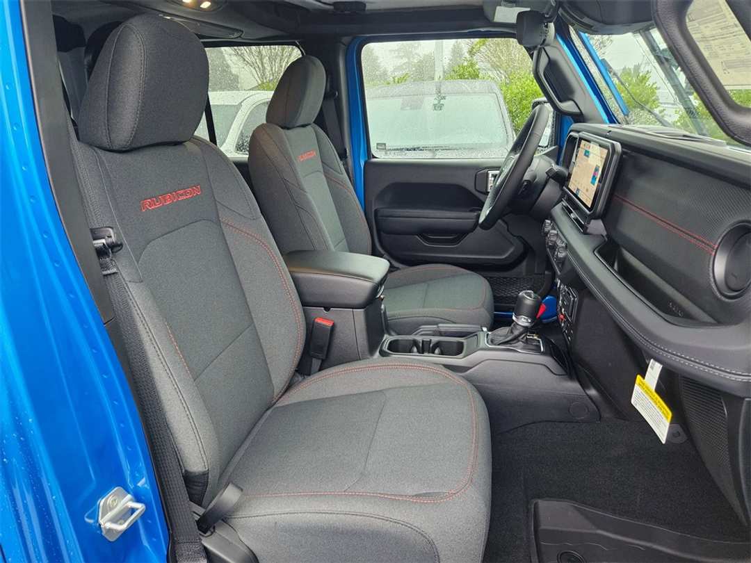 2026 Jeep Gladiator Rubicon - Image 38