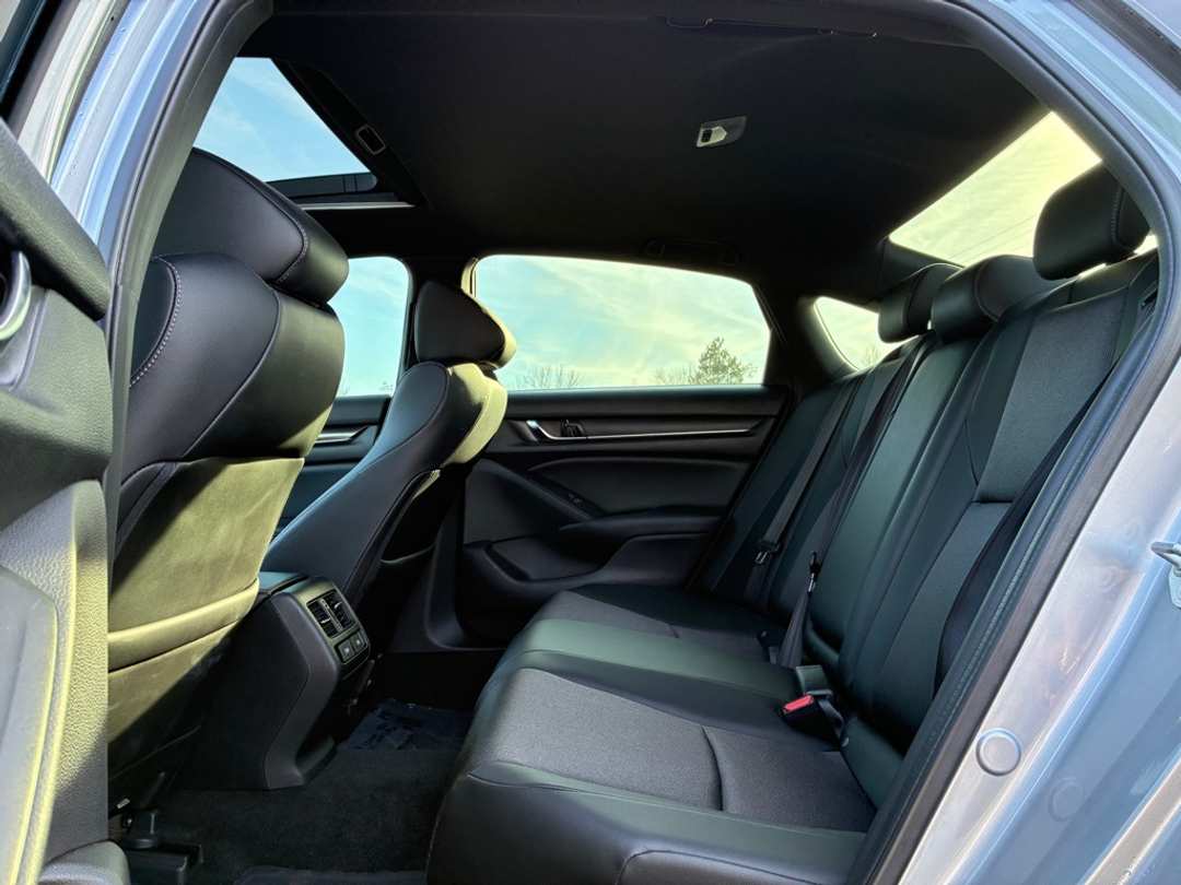2022 Honda Accord Sport 2.0T - Image 21