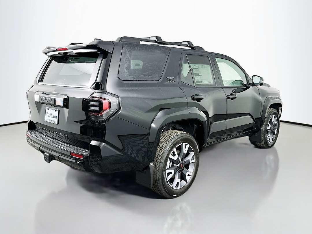 2026 Toyota 4Runner TRD Sport Premium - Image 7