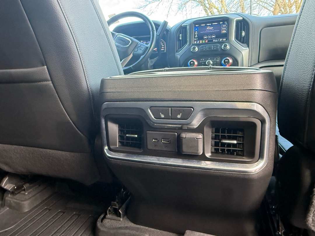 2021 GMC Sierra 1500 Denali - Image 24
