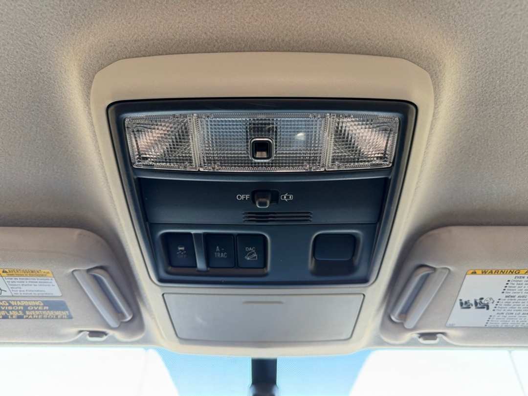 2017 Toyota 4Runner SR5 - Image 28