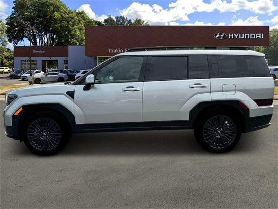 2026 Hyundai Santa Fe Calligraphy - Image 3