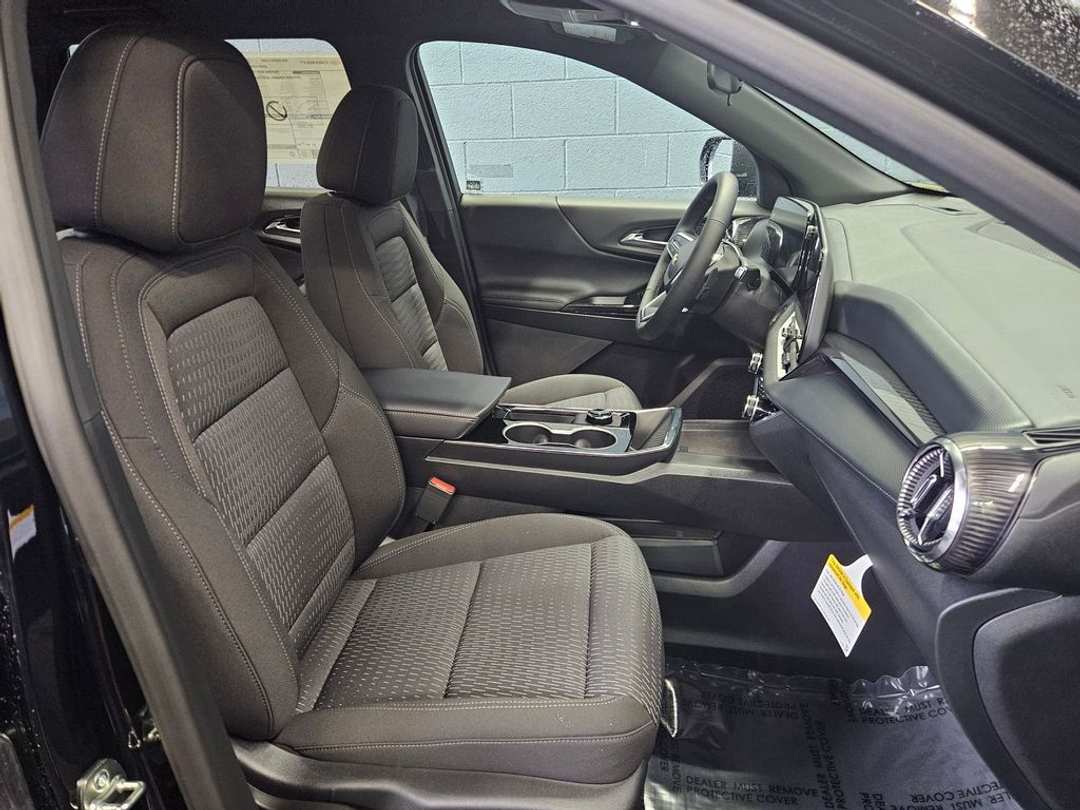 2026 Chevrolet Equinox LT - Image 31