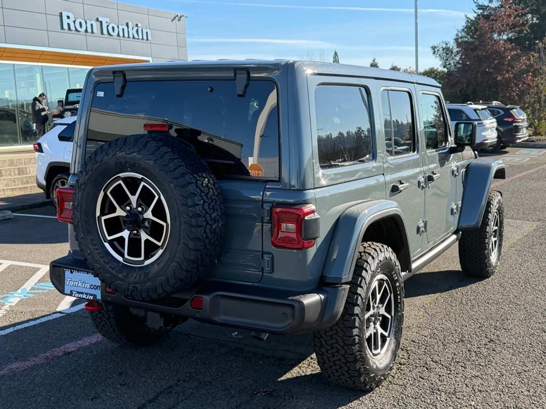 2026 Jeep Wrangler Rubicon - Image 8