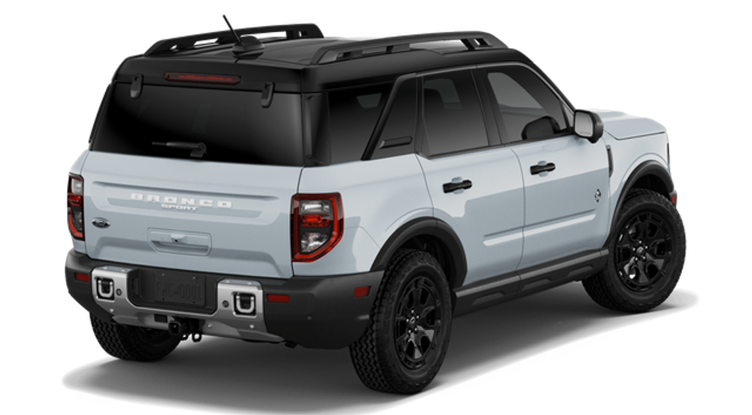 2026 Ford Bronco Sport Outer Banks - Image 3