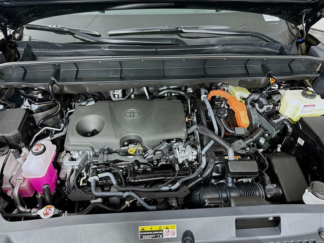 2026 Toyota Highlander Platinum - Image 33